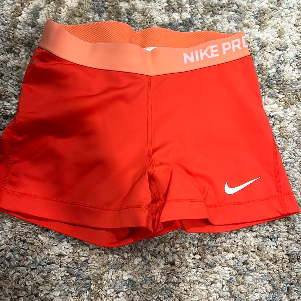 Nike Pro’s